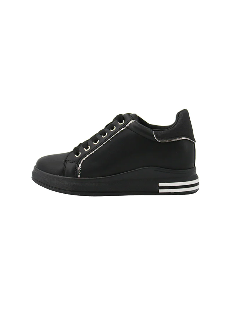 Baskets blanche et noire - Image 6