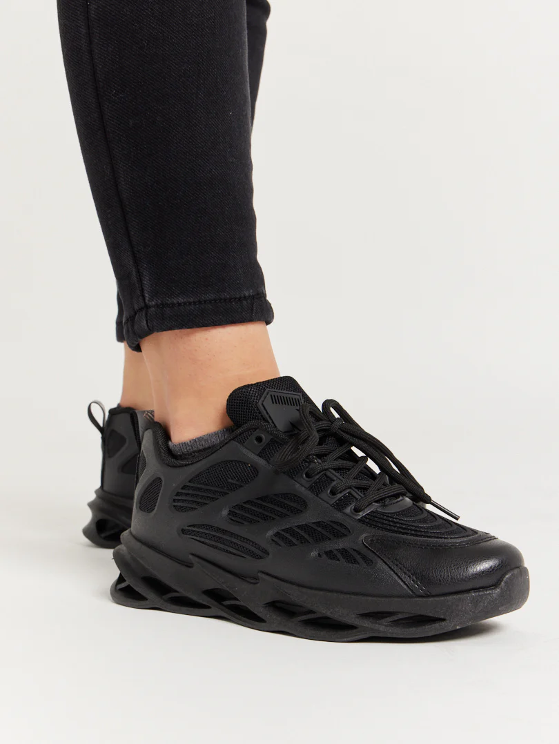 Baskets futuristes - Image 5