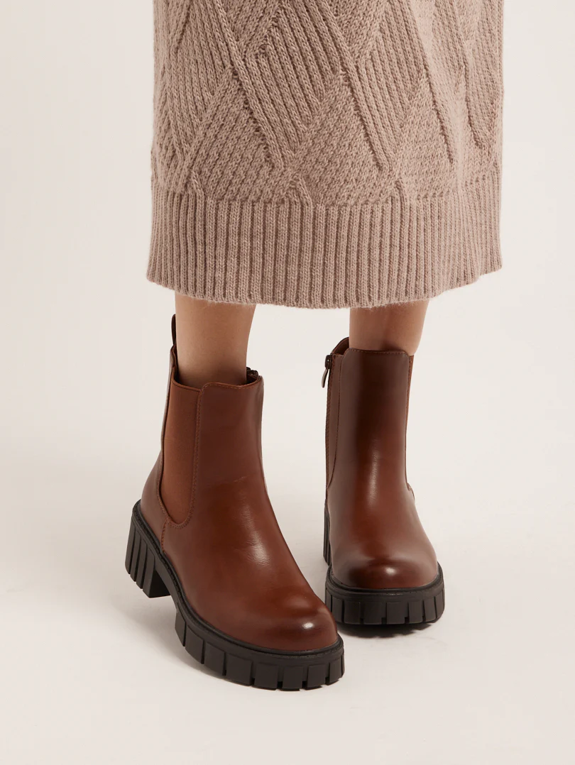 Bottines avec élastique latéral - Image 2
