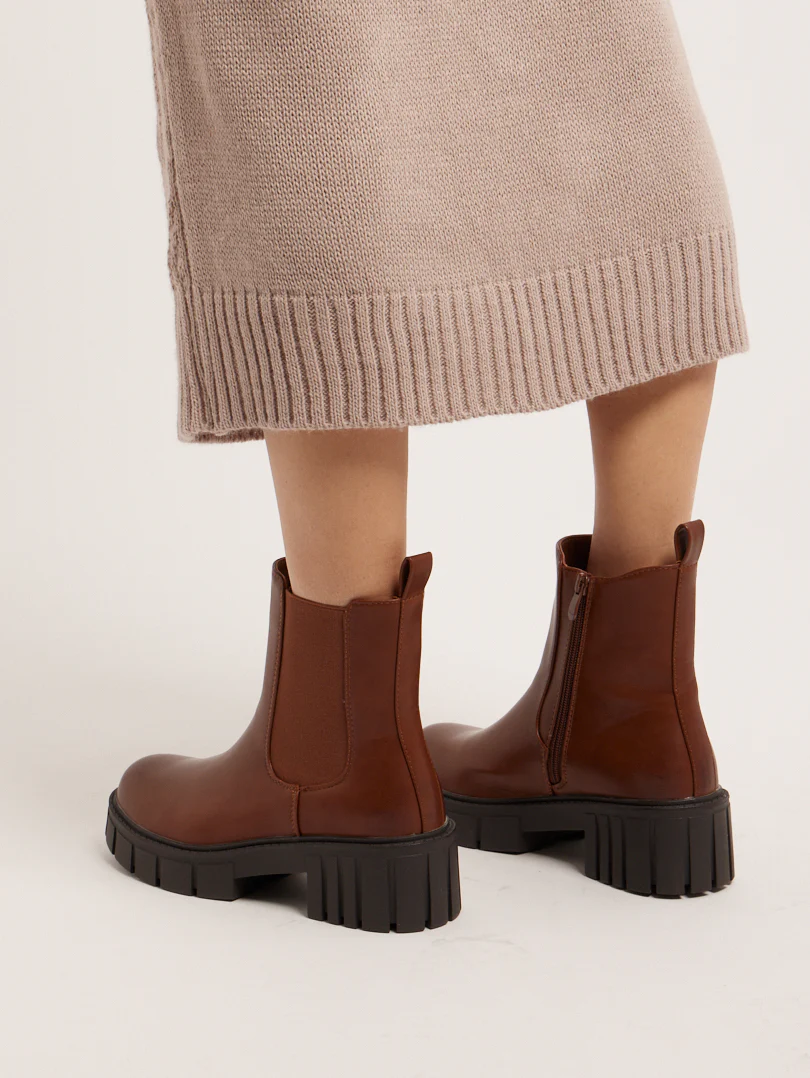 Bottines avec élastique latéral - Image 3