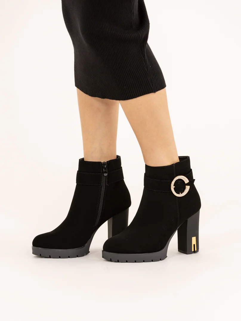 Bottines noire talon haute en velours - Image 2
