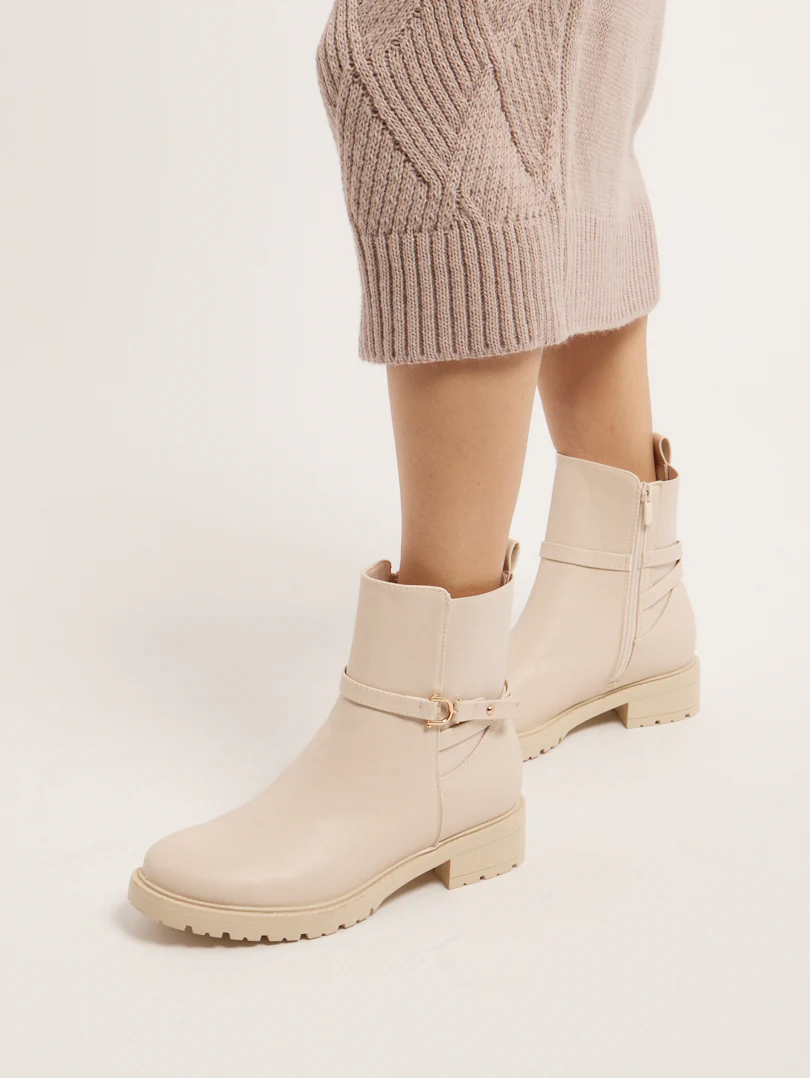 Bottines petits talons carrés - Image 3