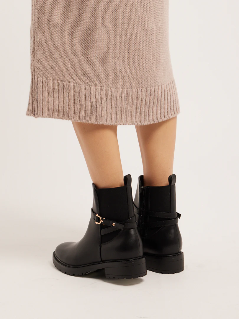 Bottines petits talons carrés - Image 7