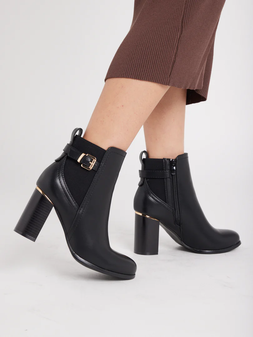 Bottines talons hauts carrés