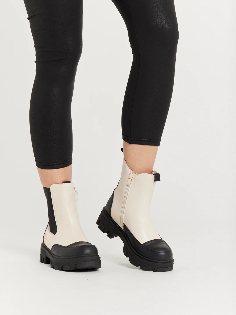 Bottines XL en simili cuir - Image 2