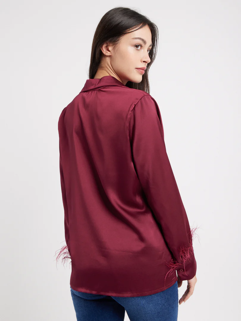 Chemise en satin manches plumes - Image 11
