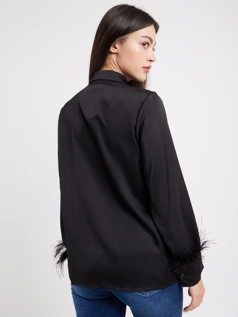 Chemise en satin manches plumes - Image 19