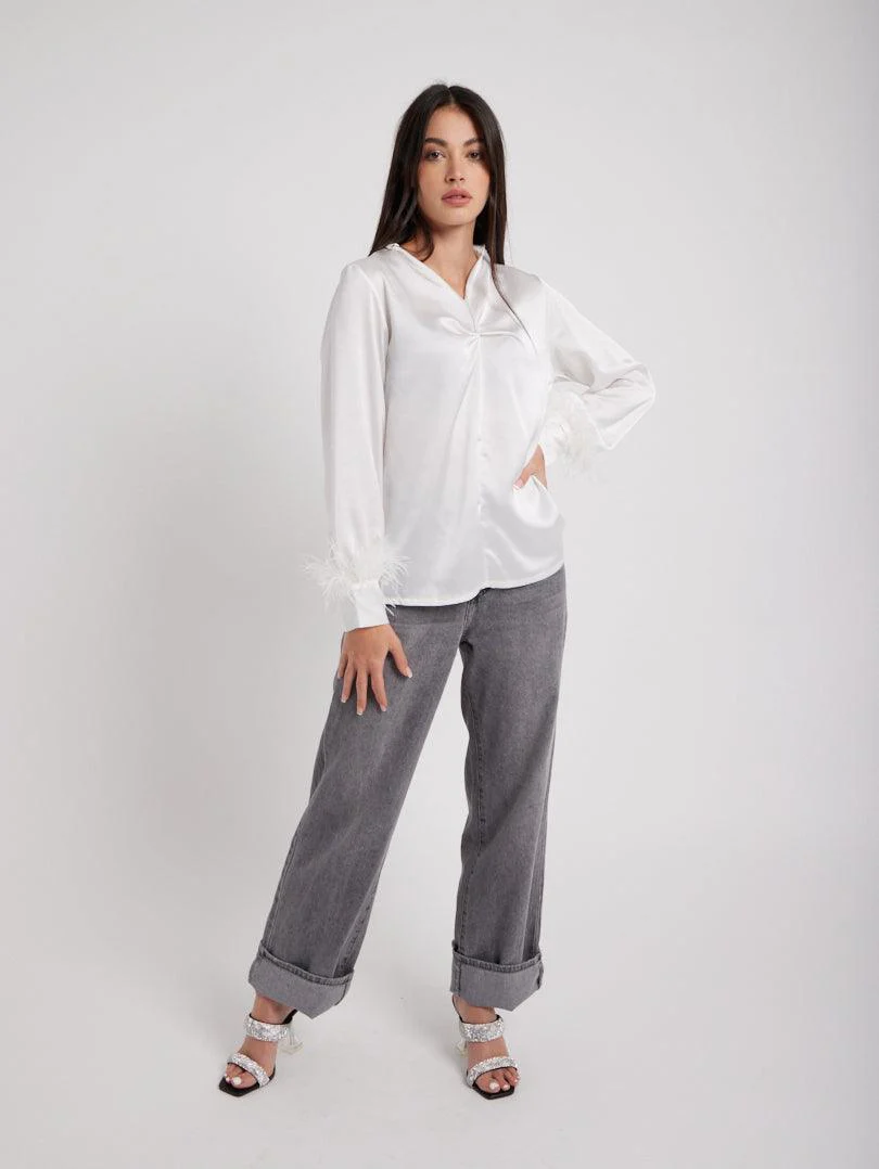 Chemise mousquetaire à plumes - Image 5