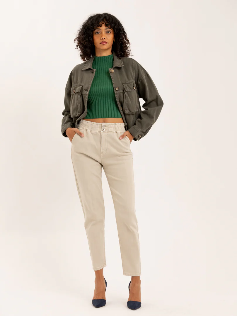 Veste courte en jean kaki avec fermeture boutons - Image 4