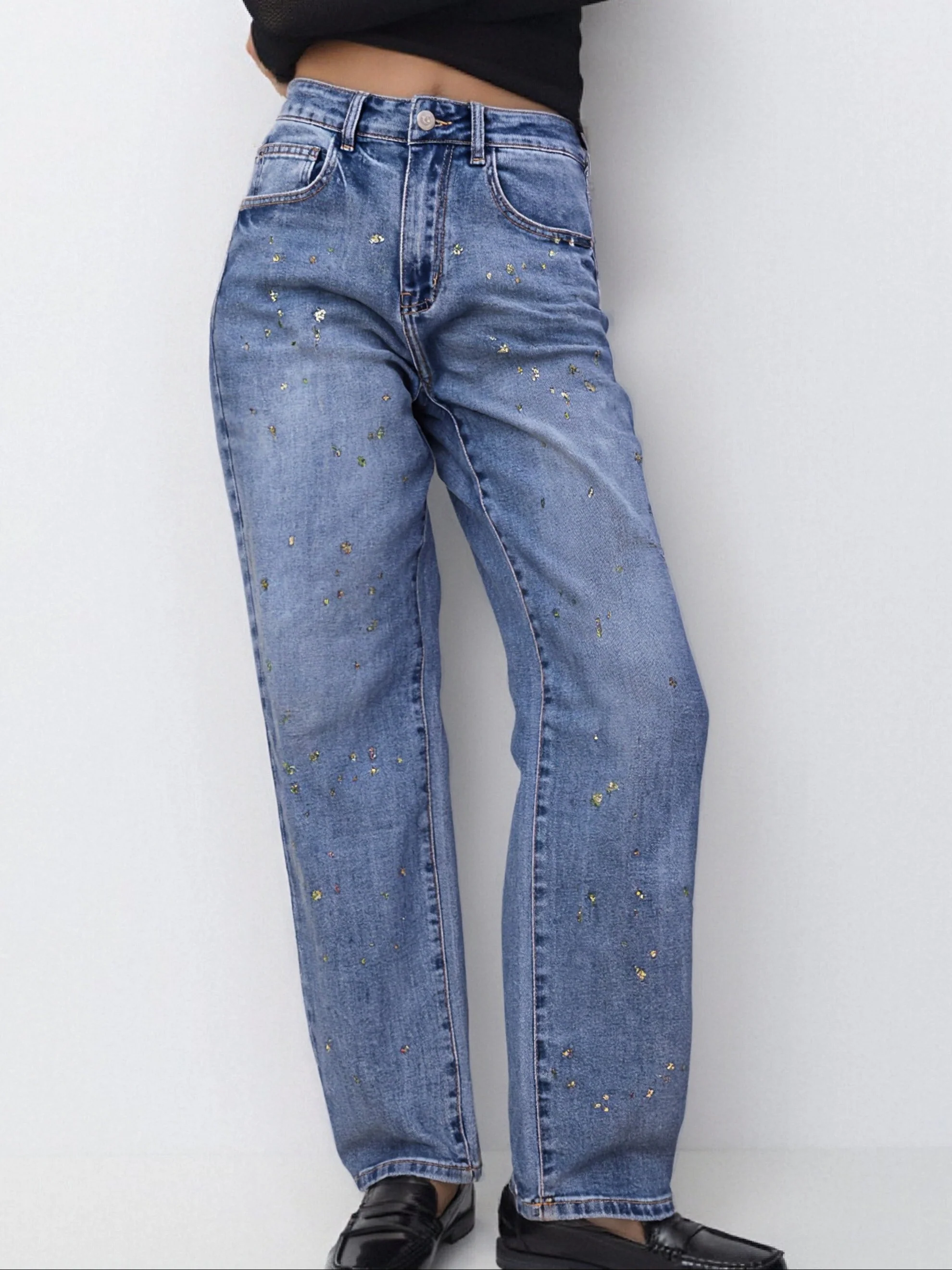 Jean Banana Fit Bleu Clair Scintillant – L’Éclat du Confort Élégant