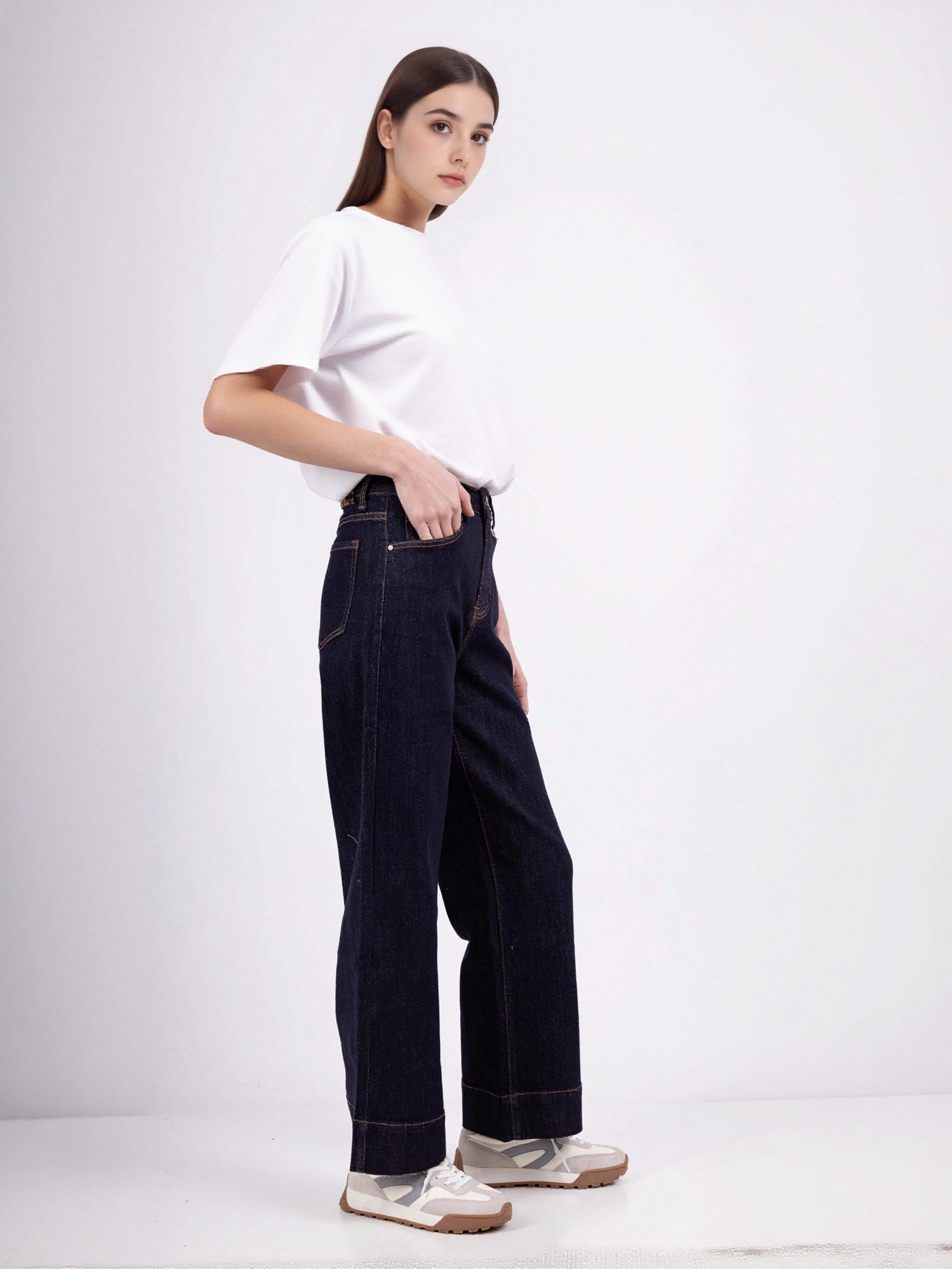 Jean large taille haute ourlets marqués - Image 3