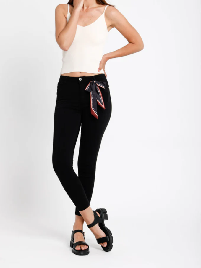Jean skinny avec garniture en foulard - Image 13