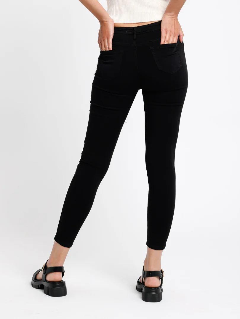 Jean skinny avec garniture en foulard - Image 15