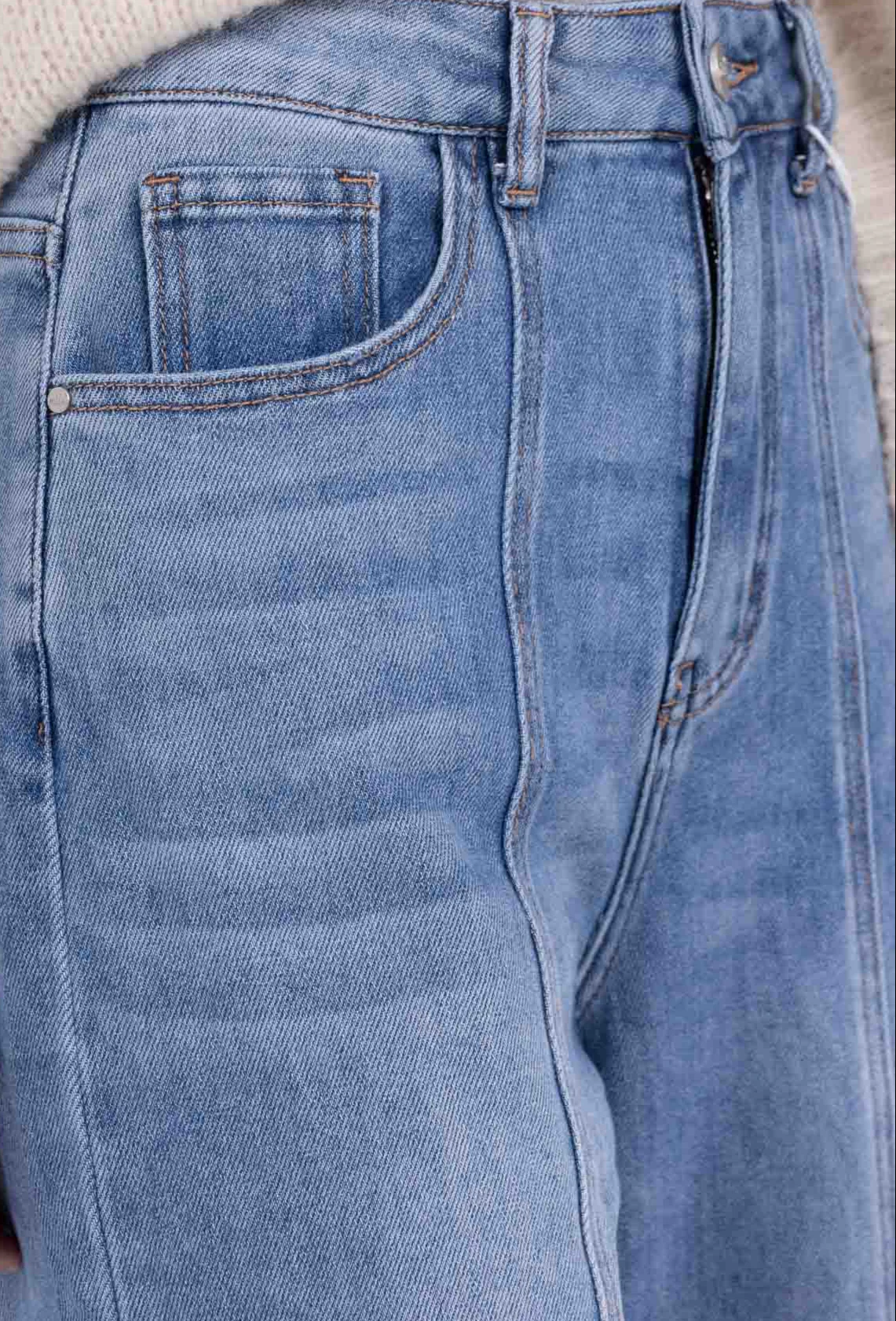 Jean Wide legs 7/8 taille haute ourlet effiloché - Image 4
