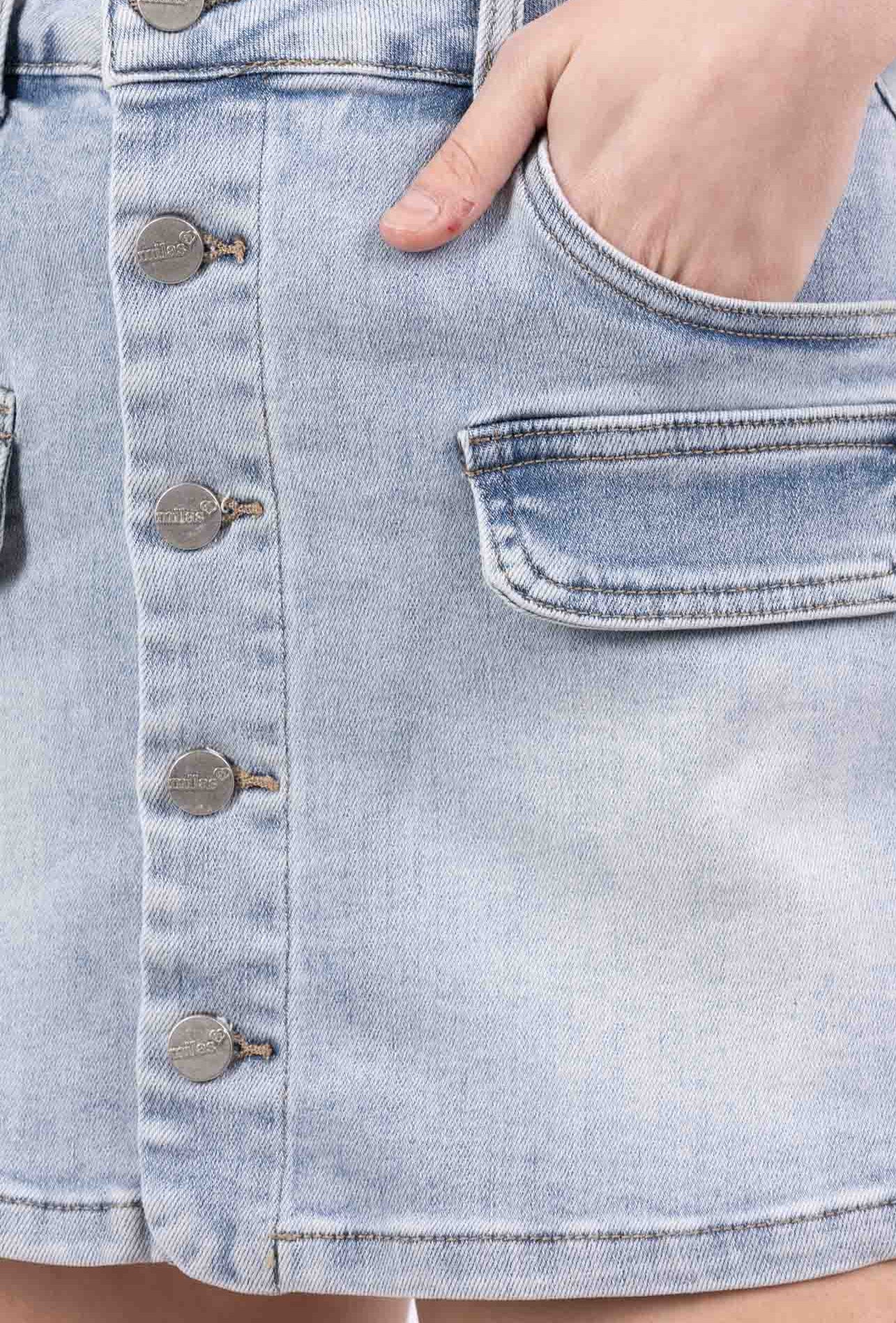 Jupe-Short en Jean Délavé à Fermeture Boutonnée - Image 9