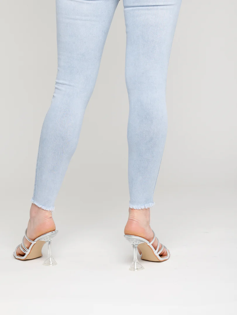 Mules pointure large à multi brides - Image 10