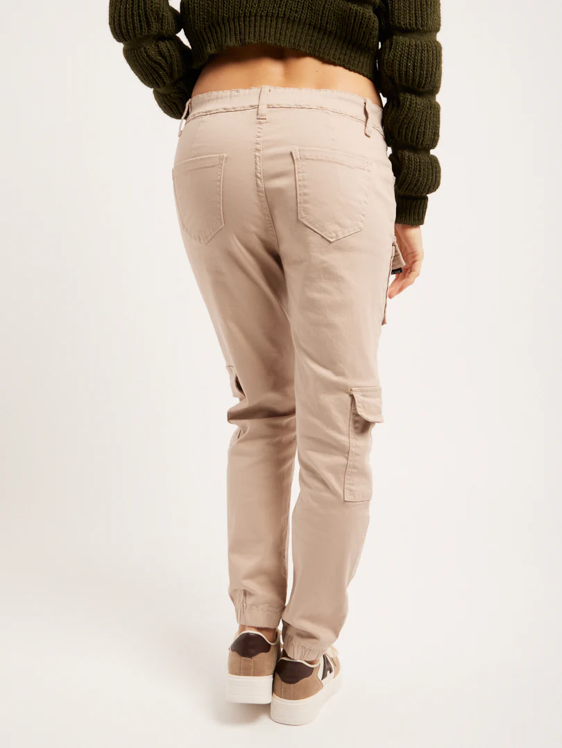 Pantalon cargo multi poches ourlet élastique - Image 3