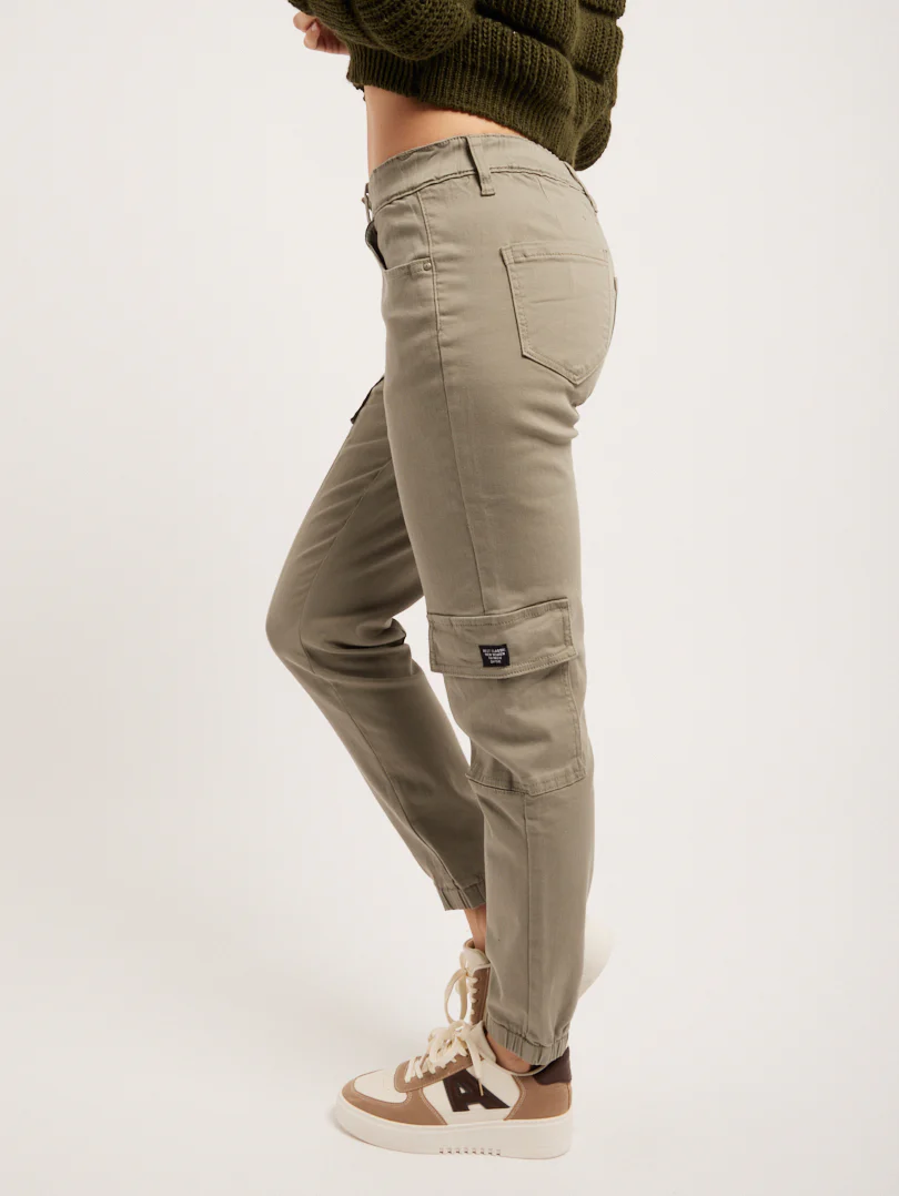 Pantalon cargo multi poches ourlet élastique - Image 6