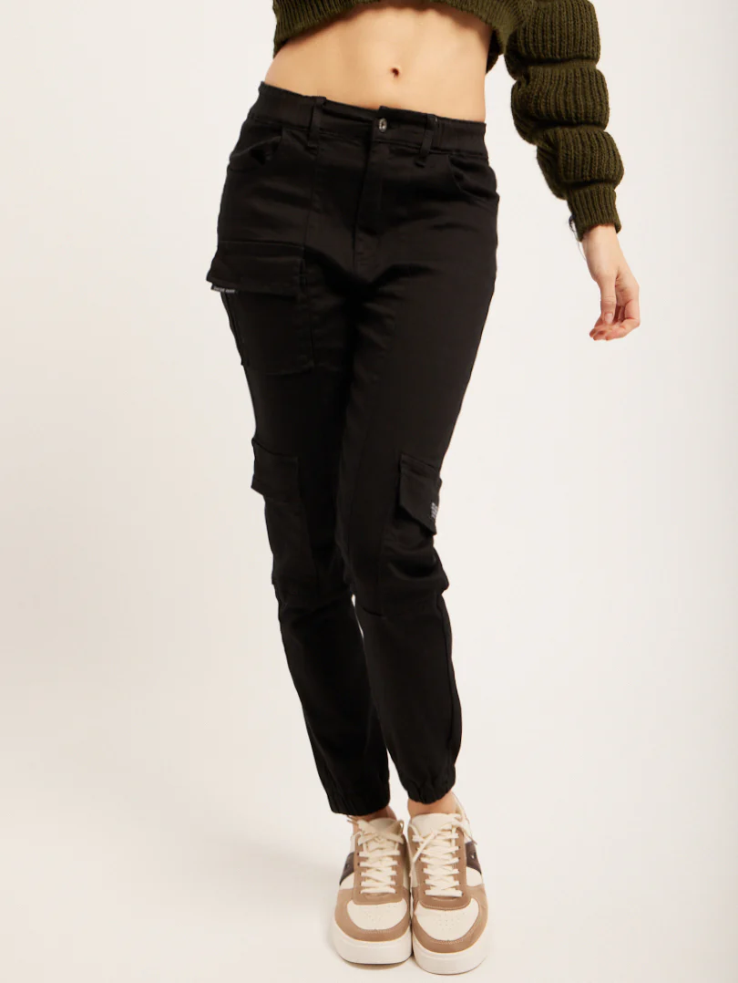 Pantalon cargo multi poches ourlet élastique - Image 9
