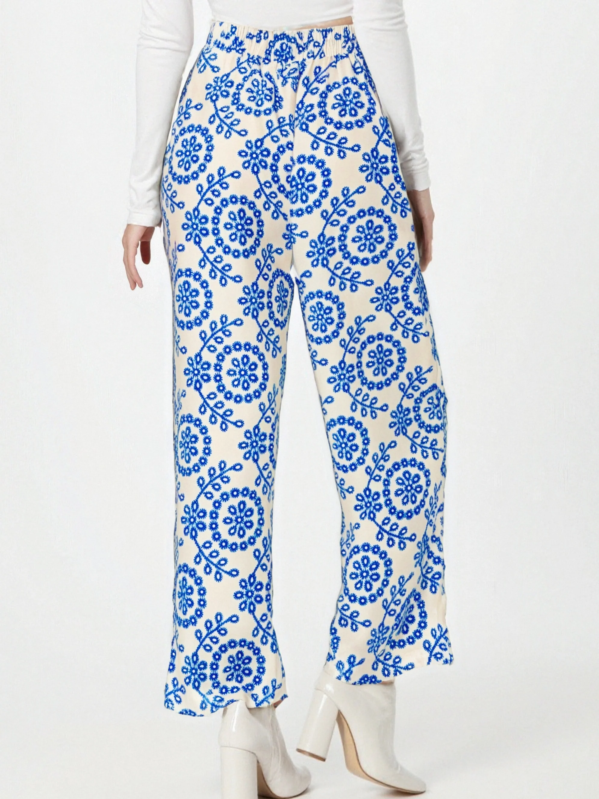 Pantalon d’été femme à droite – imprimé floral - Image 2