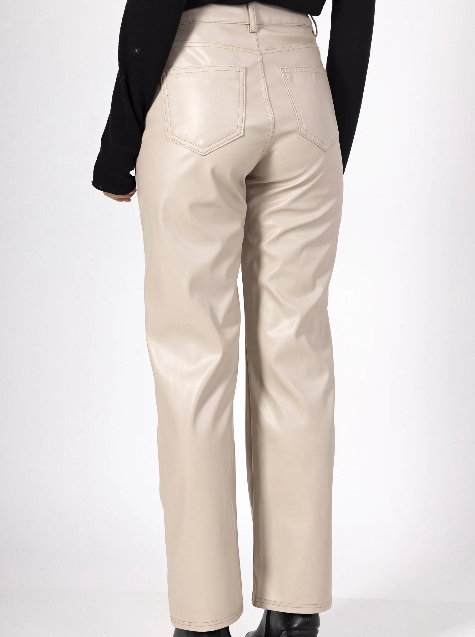 Pantalon Droit en Simili Cuir Brillant - Image 3