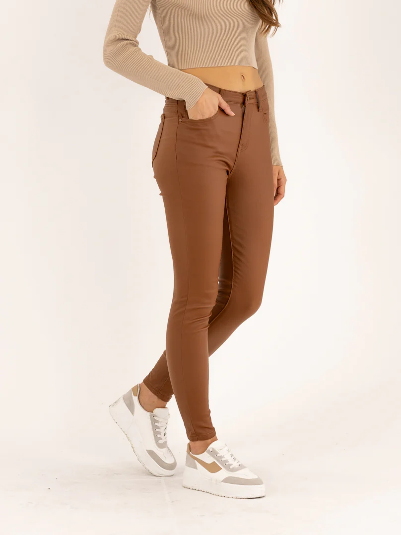 Pantalon skinny camel taille haute à bouton effet cuir - Image 3