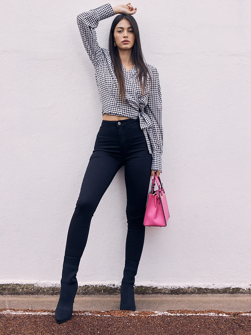 Pantalon skinny effet legging ourlet usé - Image 5
