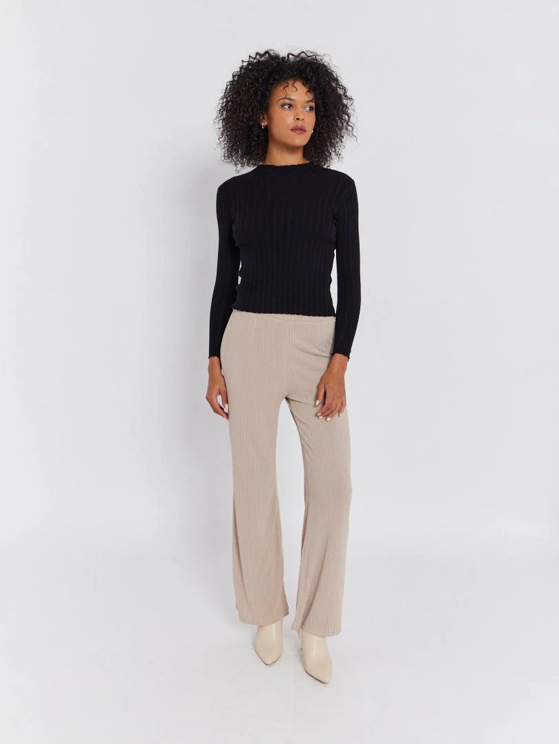 Pull col roulé boutonnage doré - Image 13