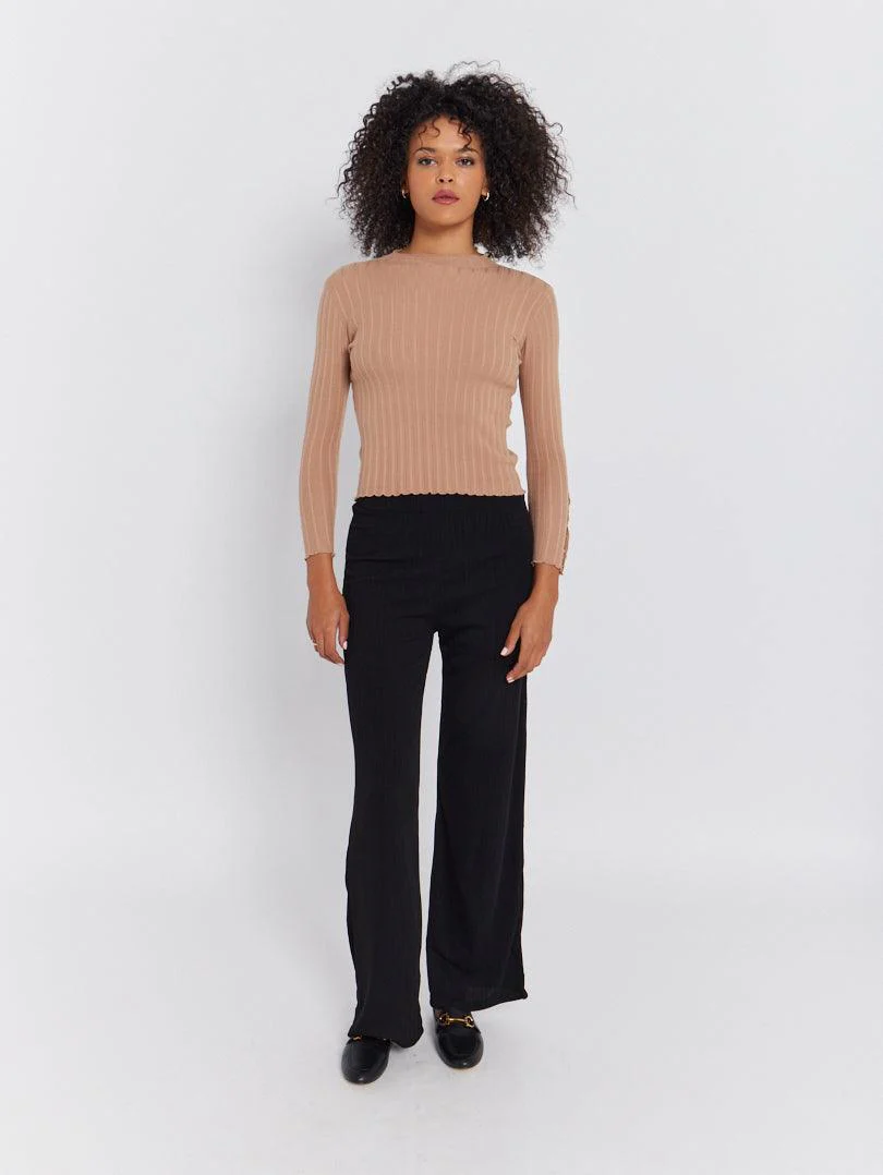 Pull col roulé boutonnage doré - Image 17