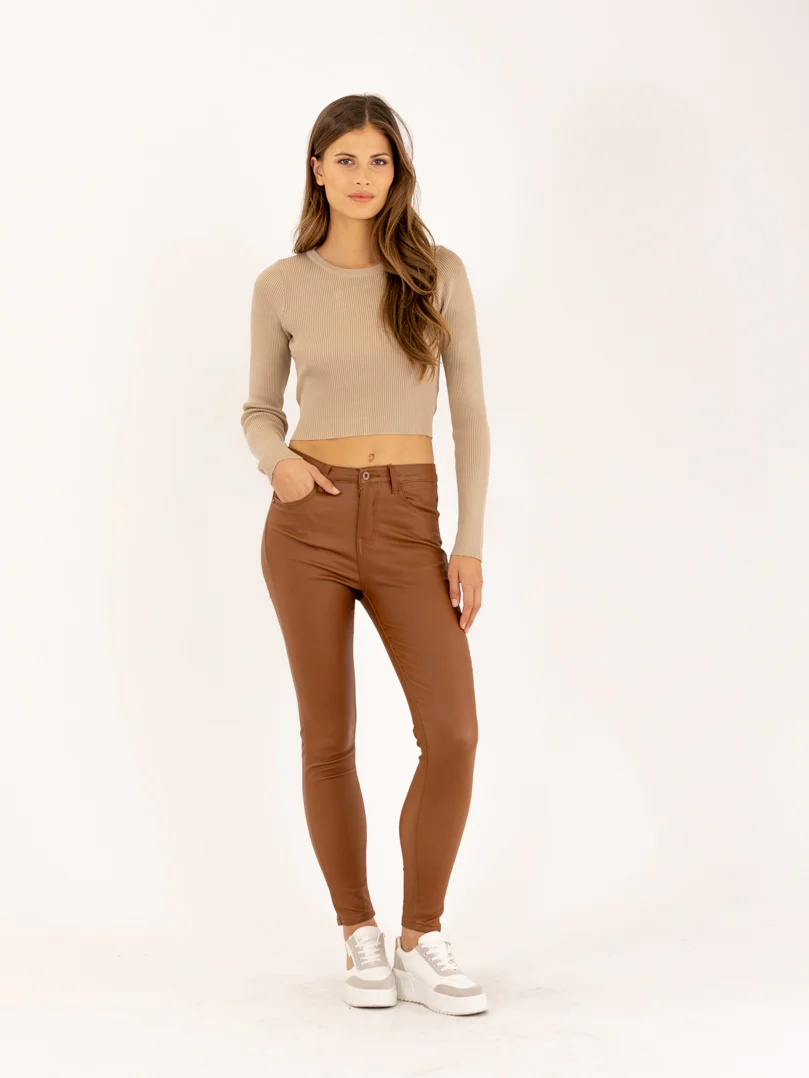 Pull dos-nu à ceinture en simili - Image 24