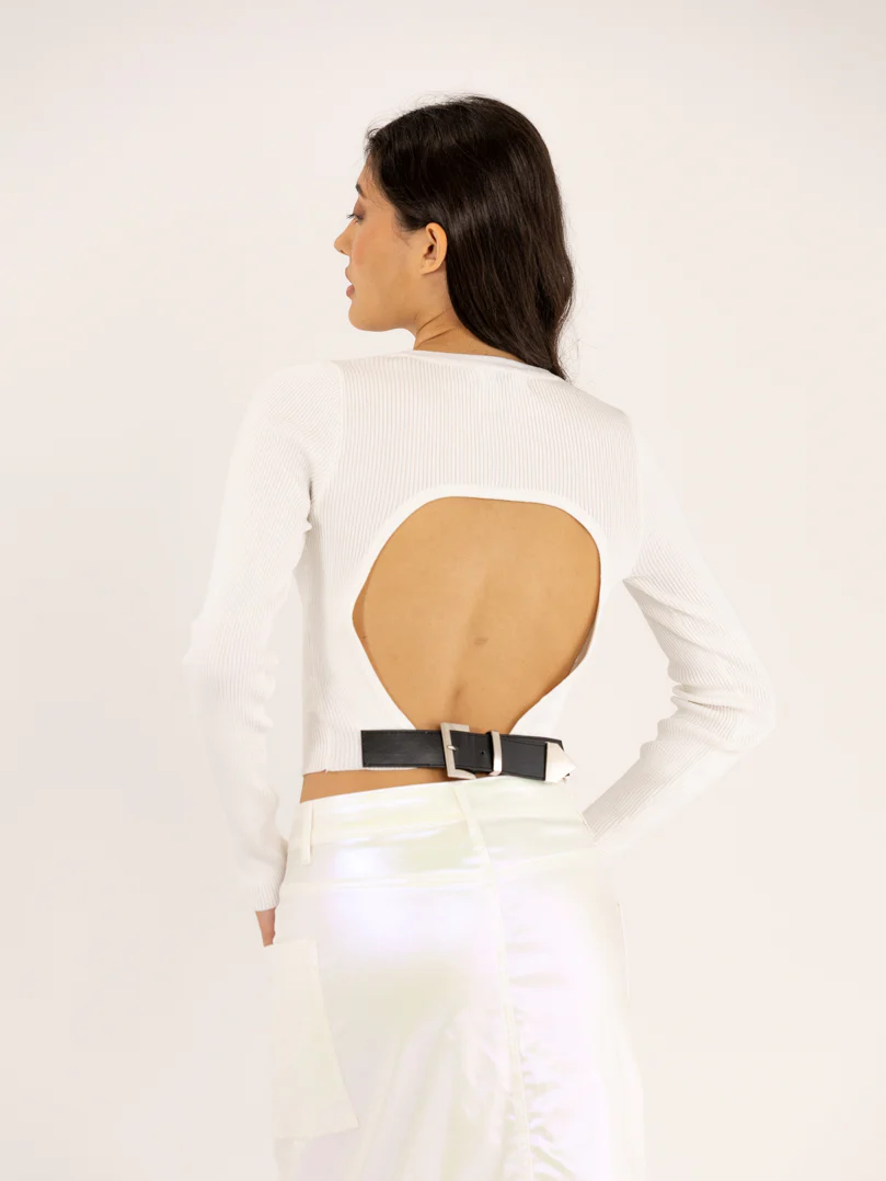 Pull dos-nu à ceinture en simili - Image 7