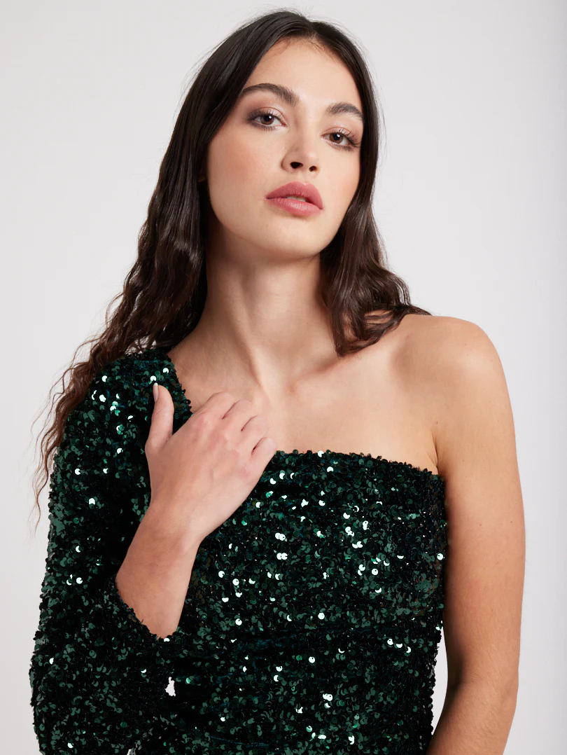 Robe de soirée asymétrique à sequins - Image 16