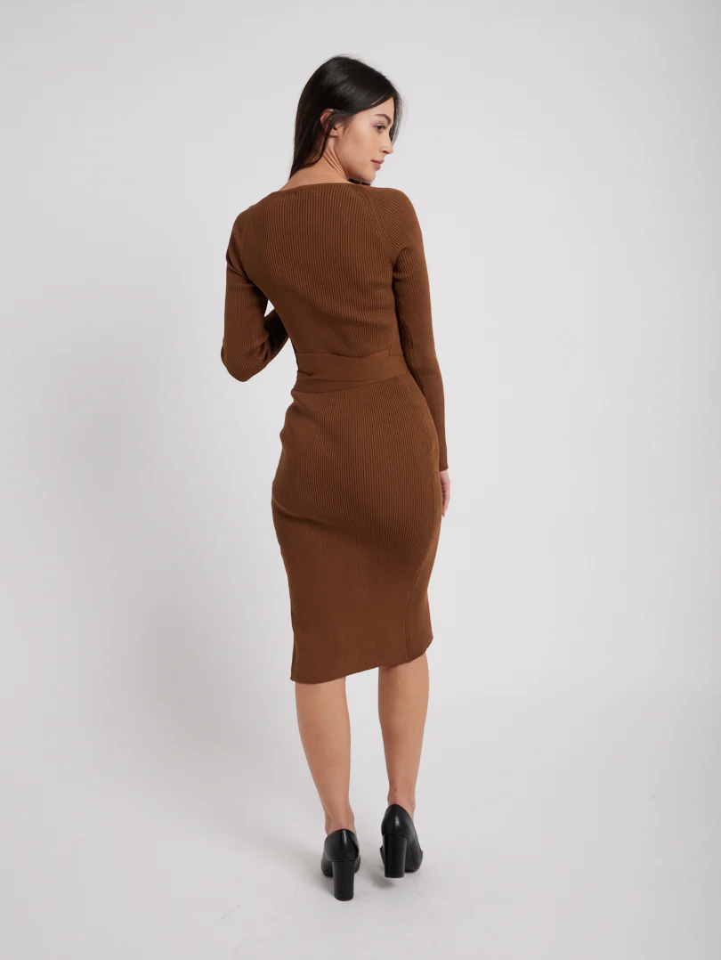 Robe en maille col coeur - Image 6