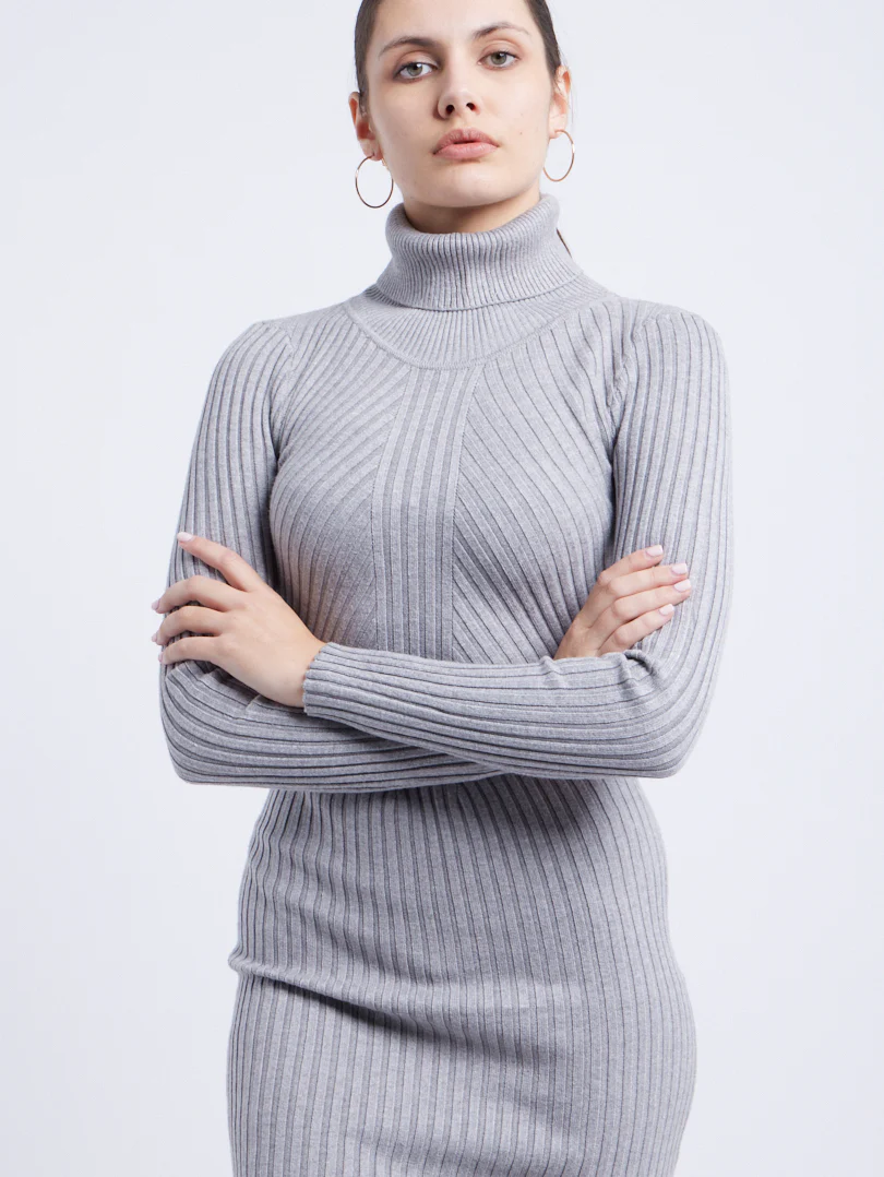 Robe en maille finition graphique - Image 10