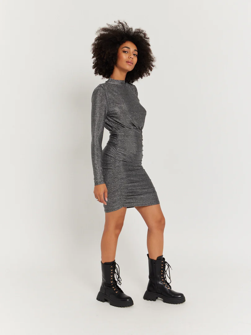 Robe noire pailletée manches longues - Image 7