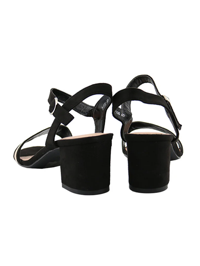 Sandale à talon noir et beige - Image 4