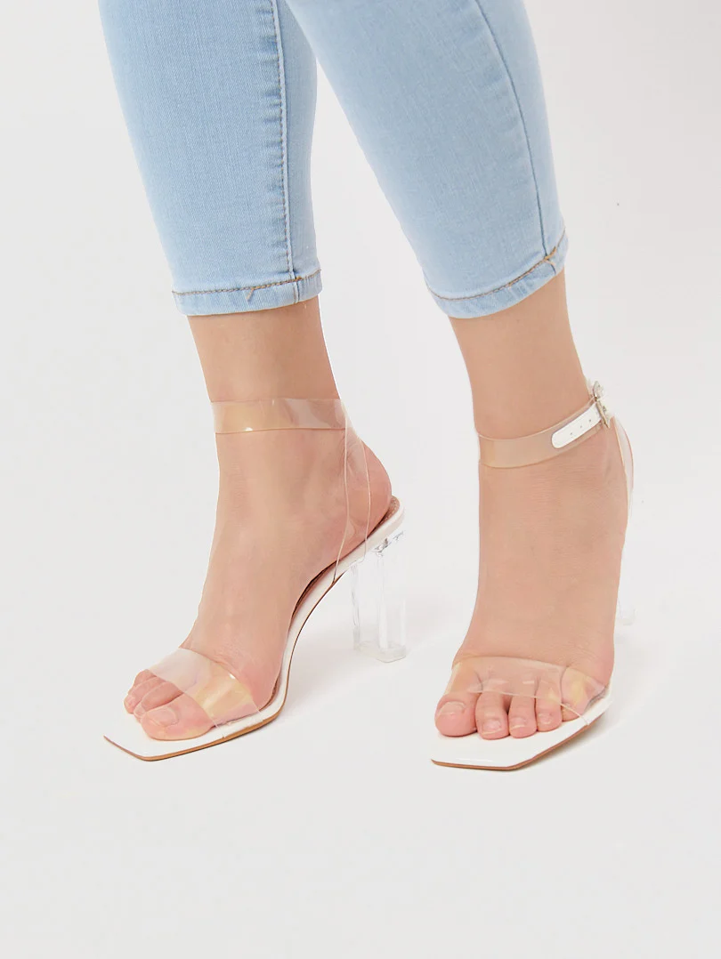 Sandale avec talon et strass transparents ajustable - Image 8