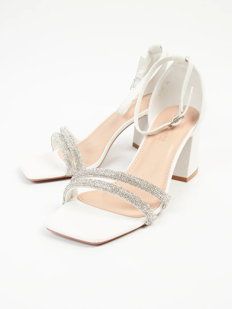 Sandales à talon avec bride strass - Image 3