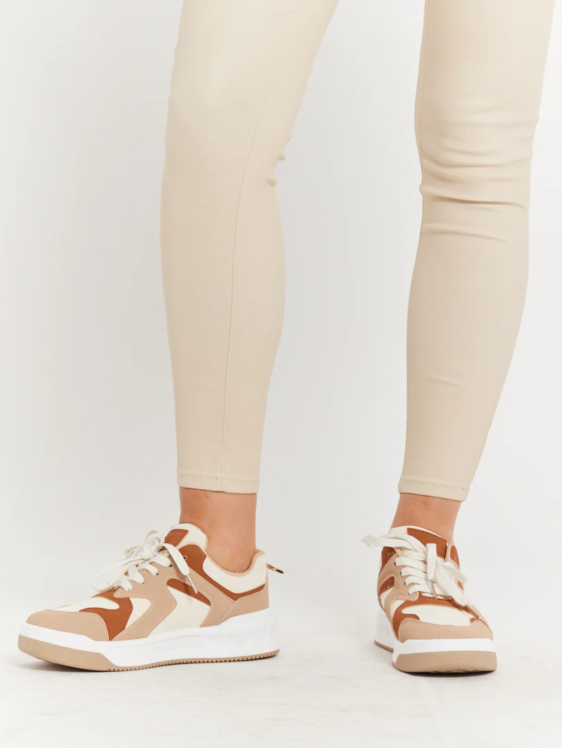 Sneakers beige et camel - Image 2