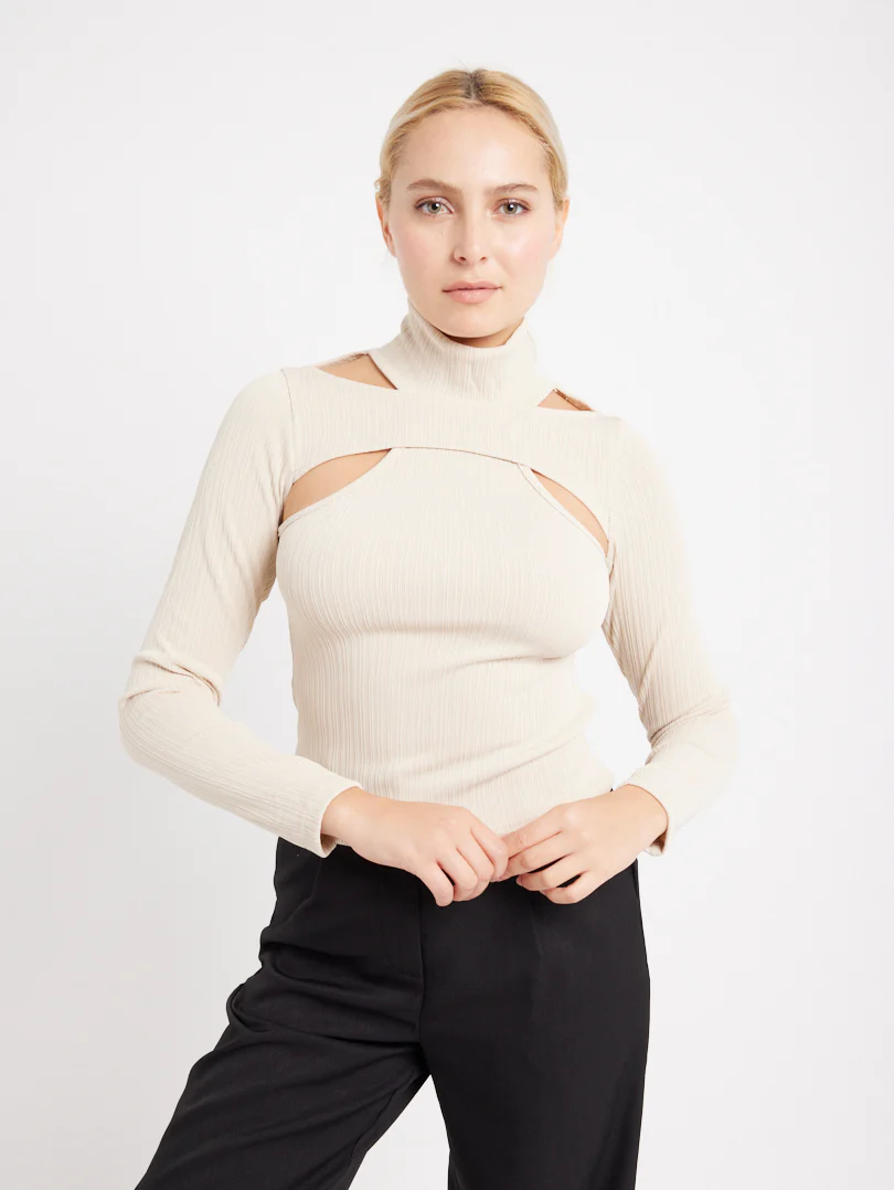 Top cut out col montant - Image 8