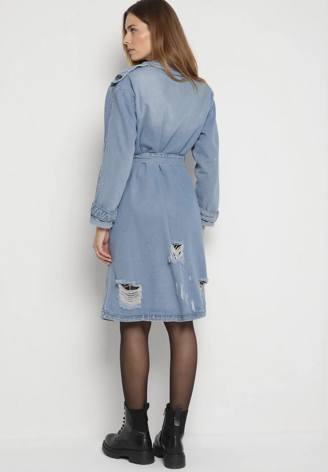 Veste en jean longue avec ceinture à nouer - Image 4